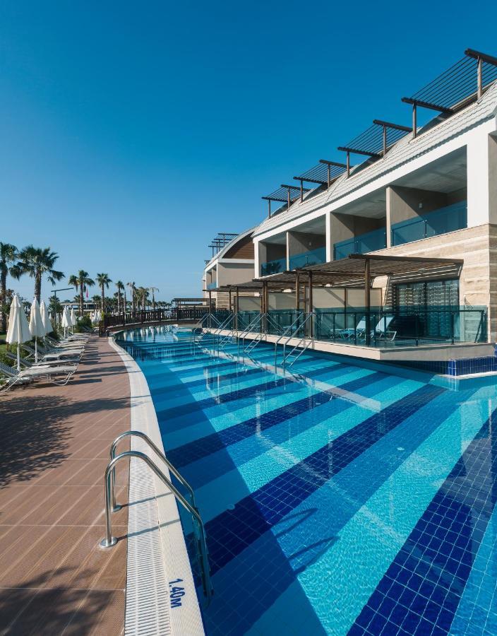 Villa,1158525600:JPEG