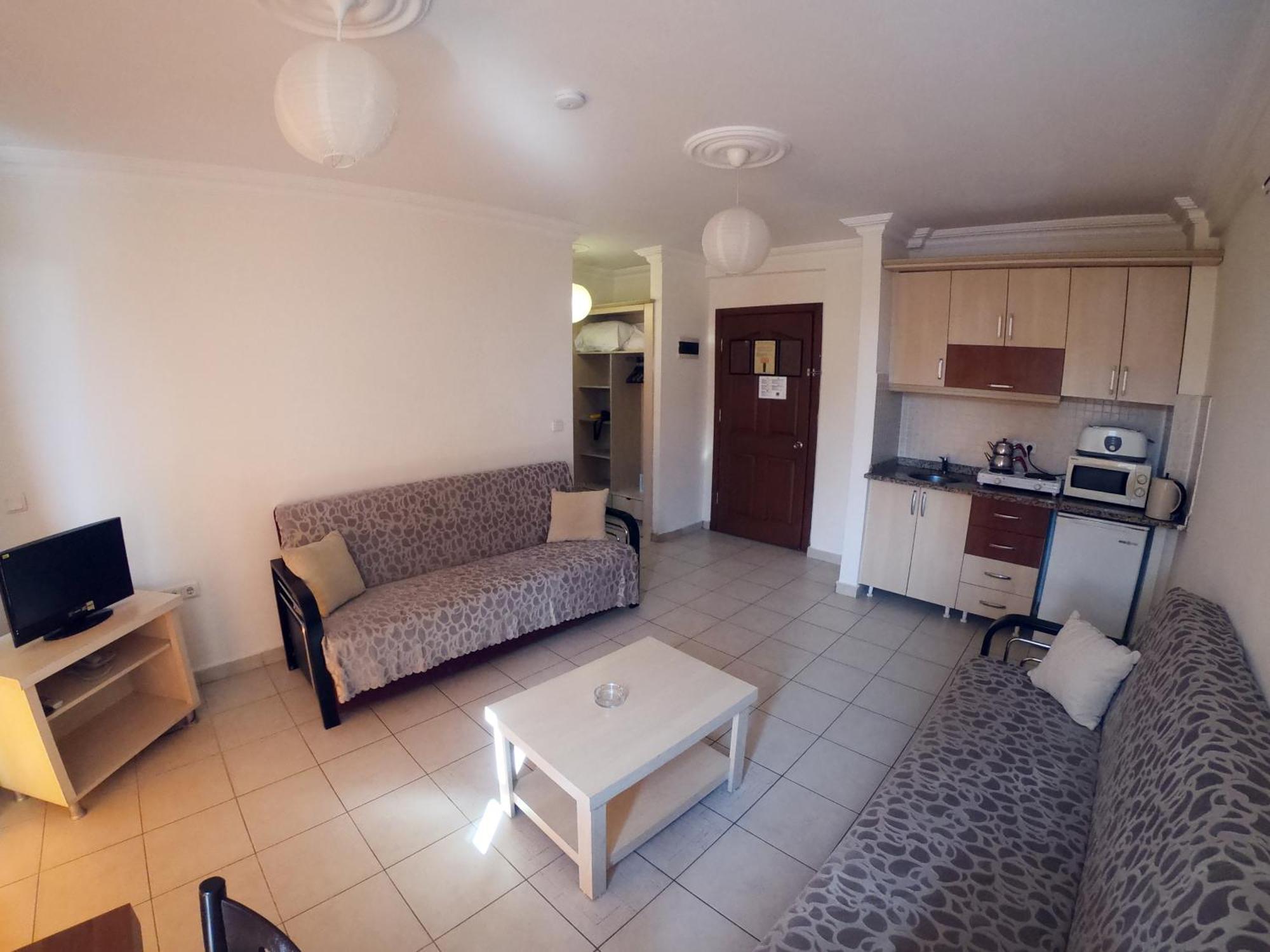 One-Bedroom Apartment