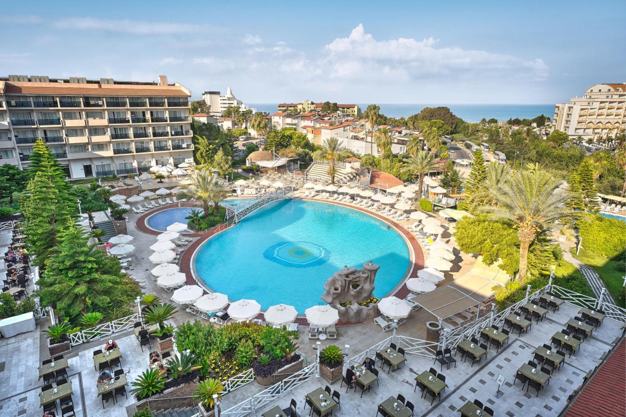 Double or Twin Room Pool View,1629902892:JPEG