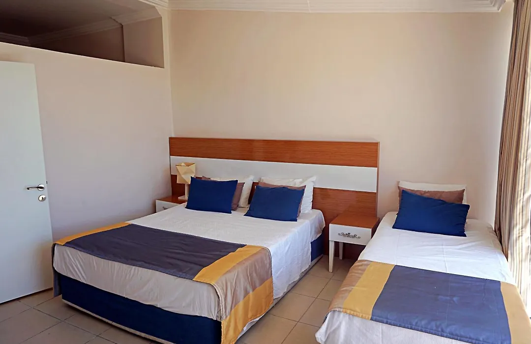 Side Legend Hotel-1