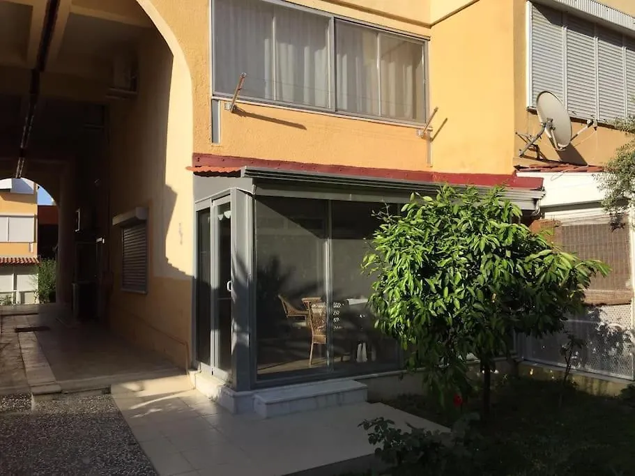 Summer Villa With Pools, Beach Area, Free Sun Loungers And Free Car Park-1