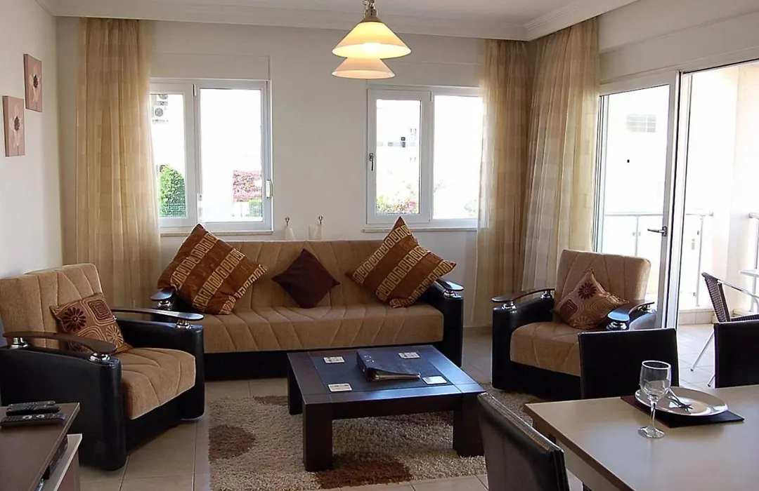 Four Seasons Sokak No 07600-1