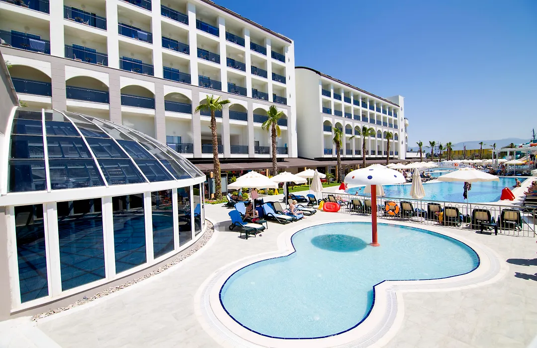 Port River Hotel & Spa-1