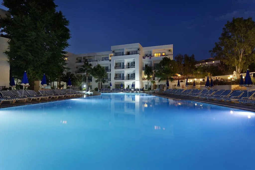 Larissa Beach Club-1