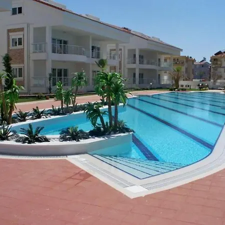 Room In Apartment - Mirage C1 - Beautiful Ground Floor Home In Side-2