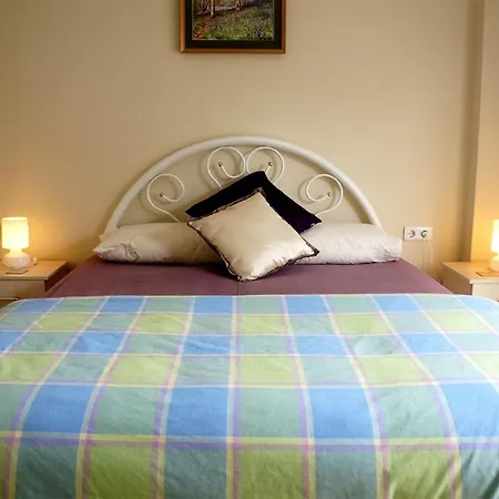 Luxury Home In Award Winning Private, Small Community Central Location-3
