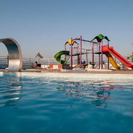 Babylon Bliss 3 Bed 3 Bath Duplex Home With Private Pool-2