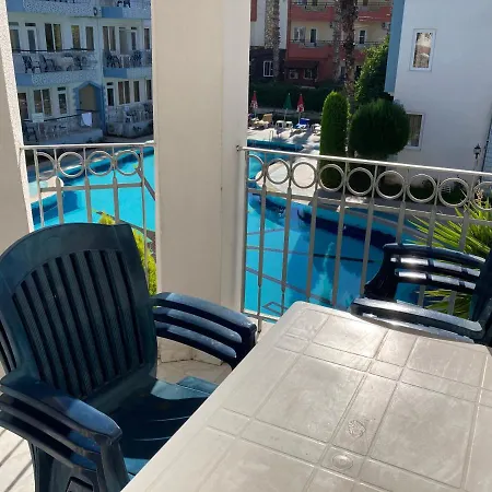 Popular 1 Bed Apart Home In Central Side With Many On Site Amenities Facilities-3