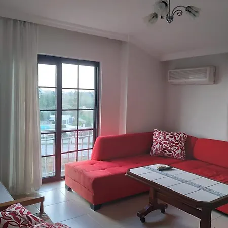 Guelce Family Aparthotel-3