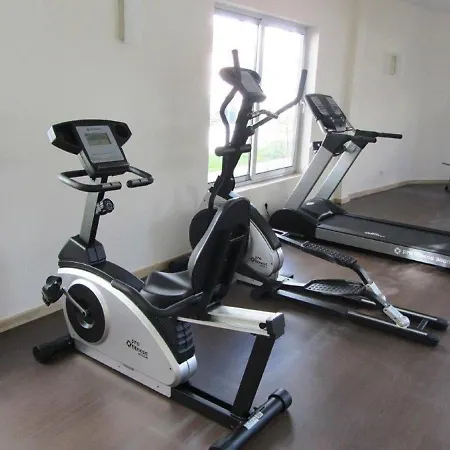 Tropical Gardens A 2 Bed Private Home Sleeps 5 Persons With Sofa Bed In Lounge-2