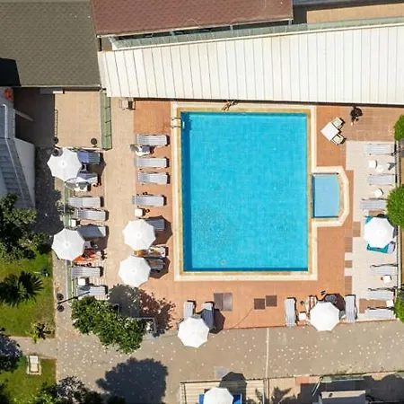 Side All Inclusive Random Rooms By Lookbookholiday-2