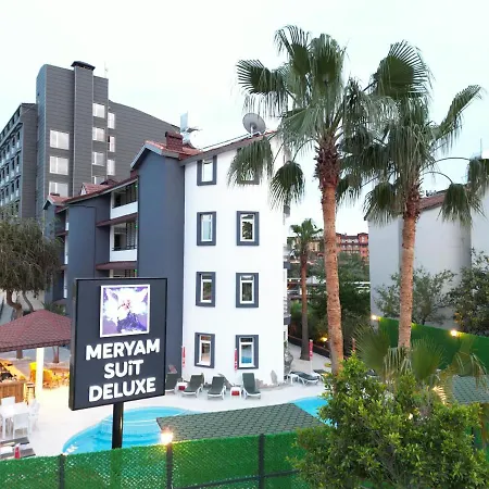 Side Meryam Suit Deluxe Hotel-3