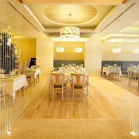 Grand Pearl Beach Resort & Spa-3