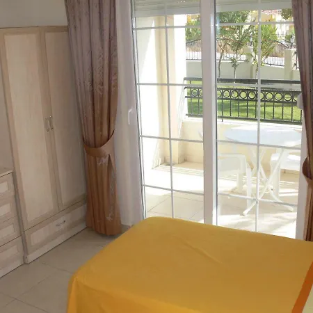Palm Garden Apartments-3