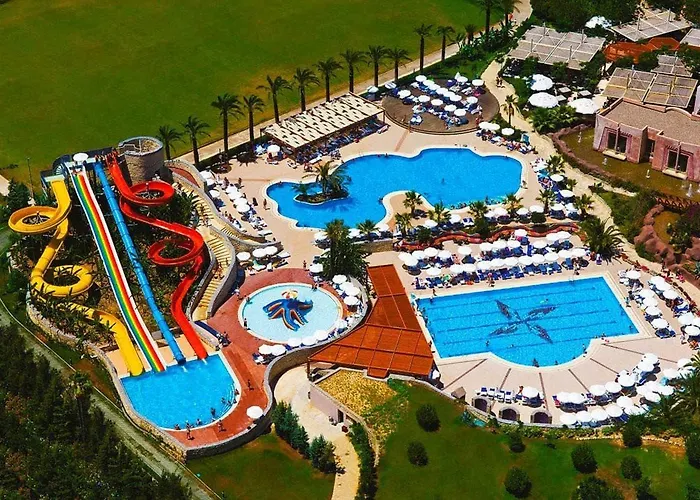 Hotel Blue Waters Club Side