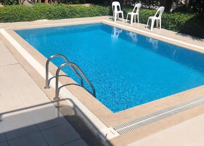 Haustierfreundliches In The Perfect Location In Resort The Home Will Guarantee A Wonderful Holiday Side