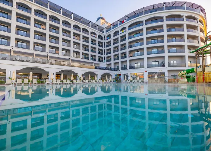 Side Moon Palace Hotel