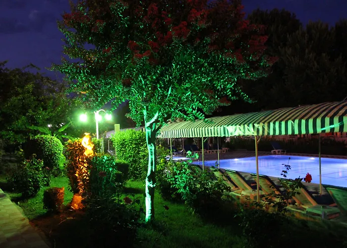 Hulusi Hotel Side
