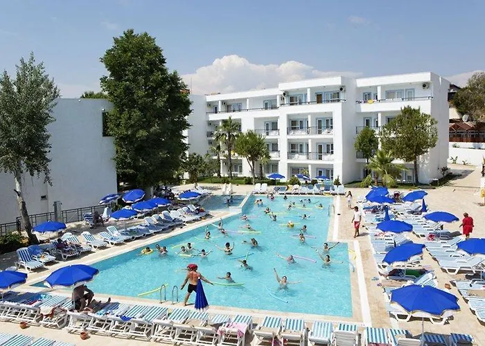 Haustierfreundliches Larissa Beach Club Side