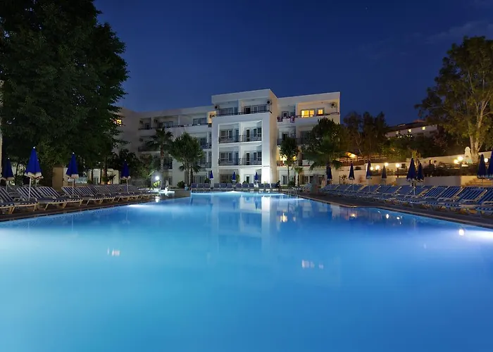 Larissa Beach Club Side